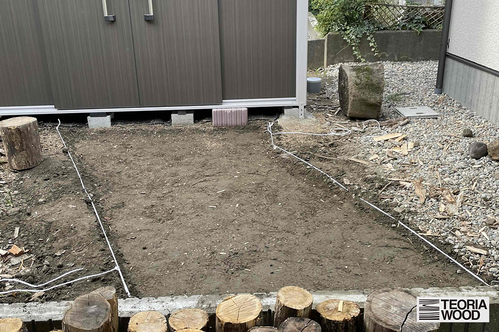 物置真野アプローチDIYで、下地作りをした様子